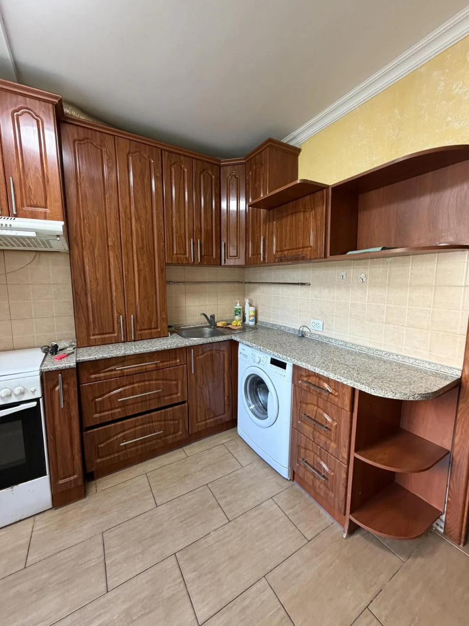 Sale of a nice 1-bedroom apartment in Lotna