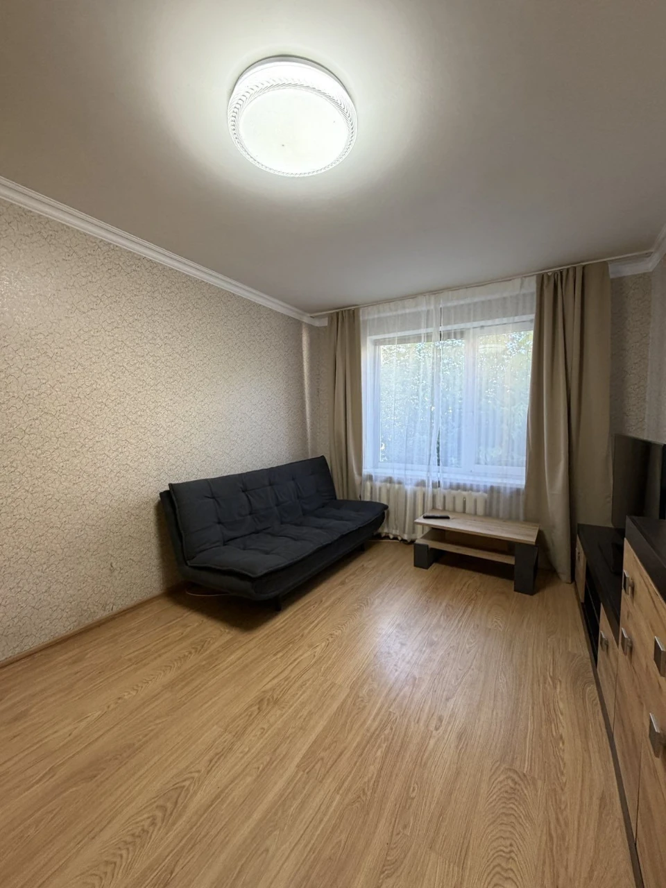Sale of a nice 1-bedroom apartment in Lotna