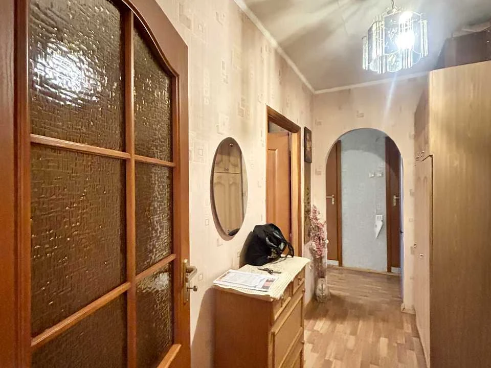 Квартира. Йорданська вул., Киев.