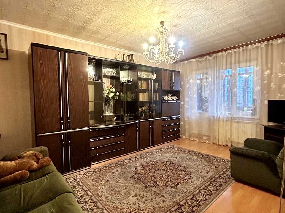 Квартира. Йорданська вул., Киев.