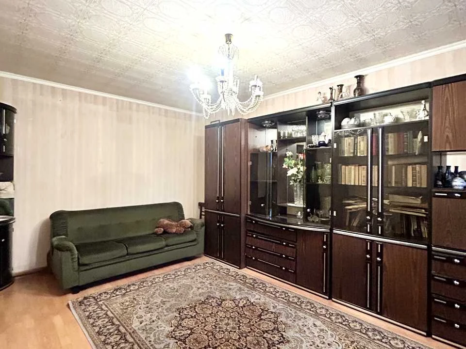 Квартира. Йорданська вул., Киев.