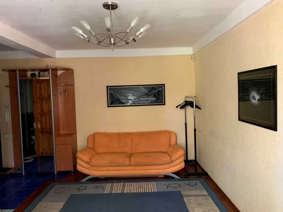 Apartment. Ivan Mykytenka st, Kyiv