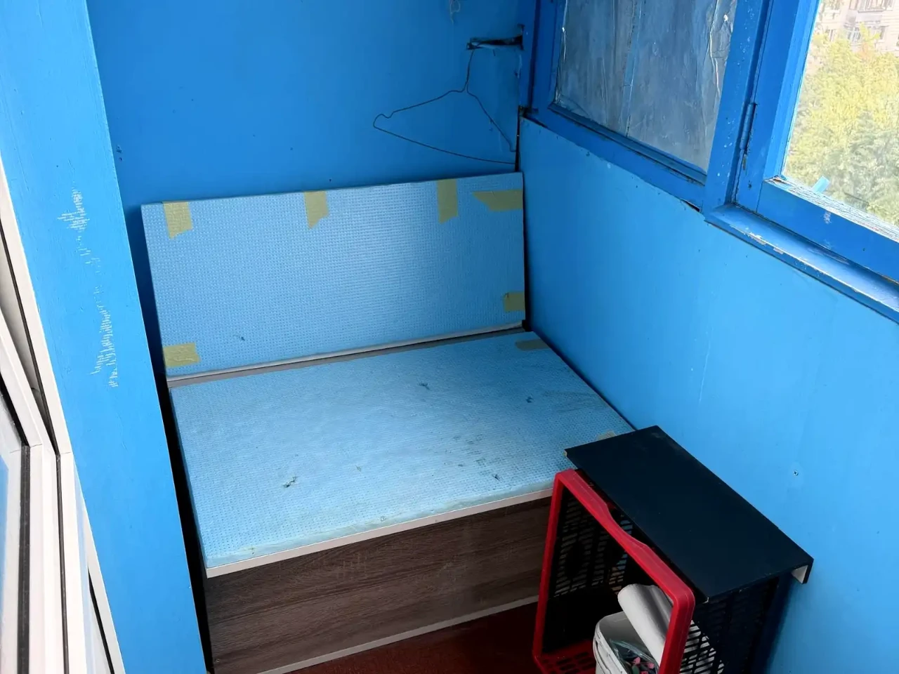Rent 1-bedroom apartment 28 m² on 9th floor.