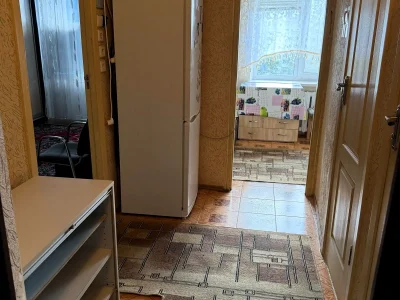Rent 1-bedroom apartment 28 m² on 9th floor.
