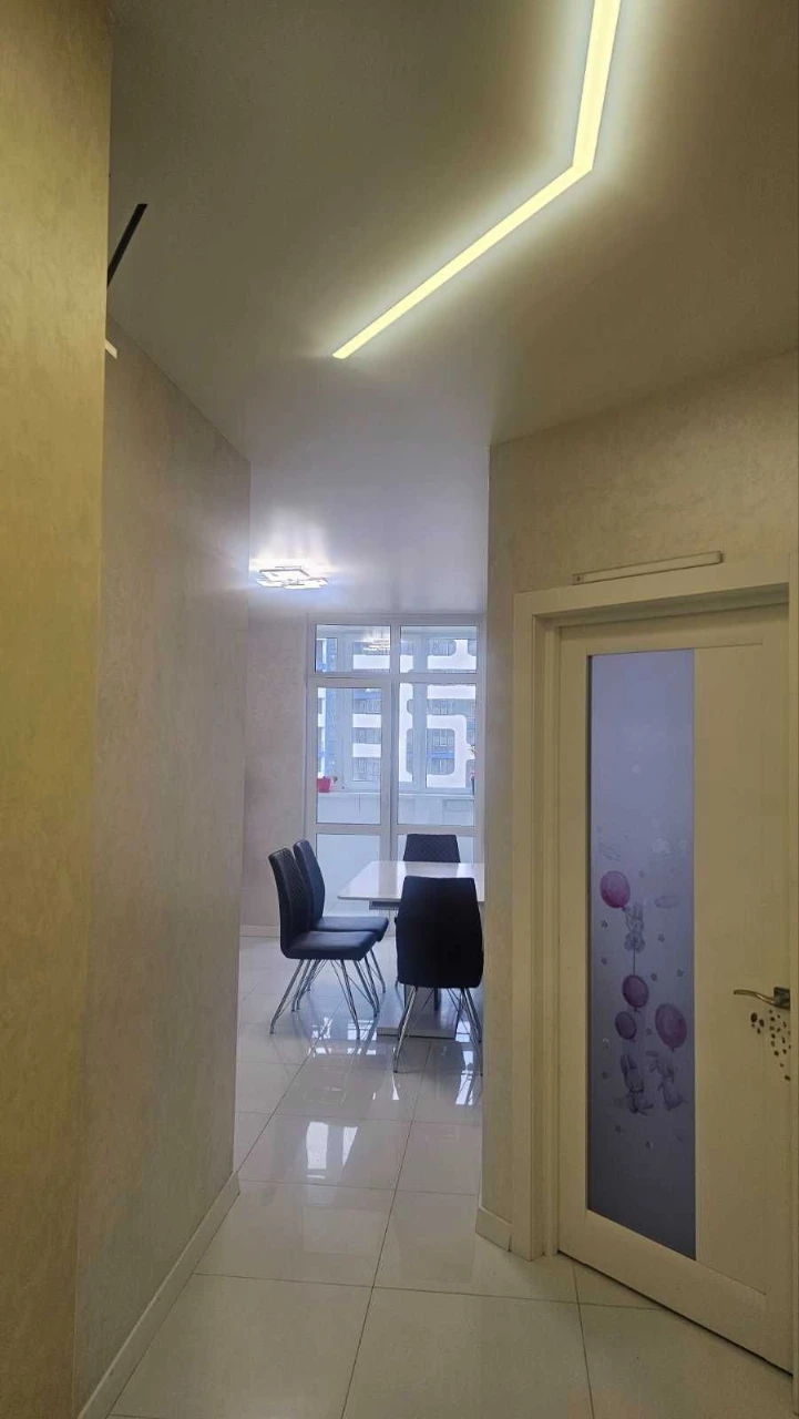 Sale of 2-room apartment on Truskavets Street