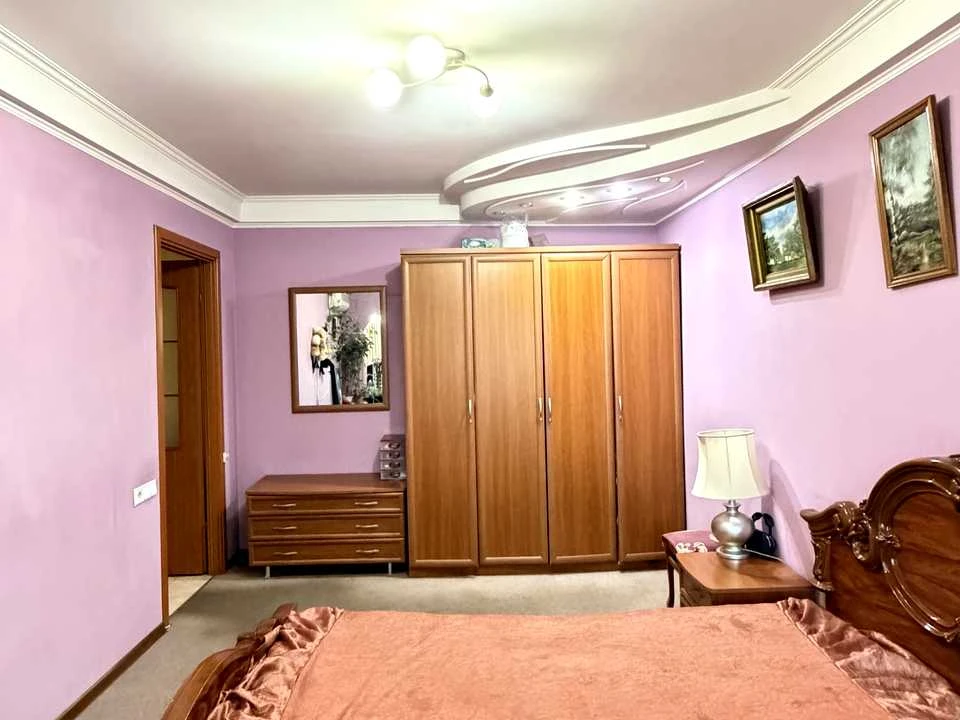 Квартира. Киев, улица Ивана Выговского