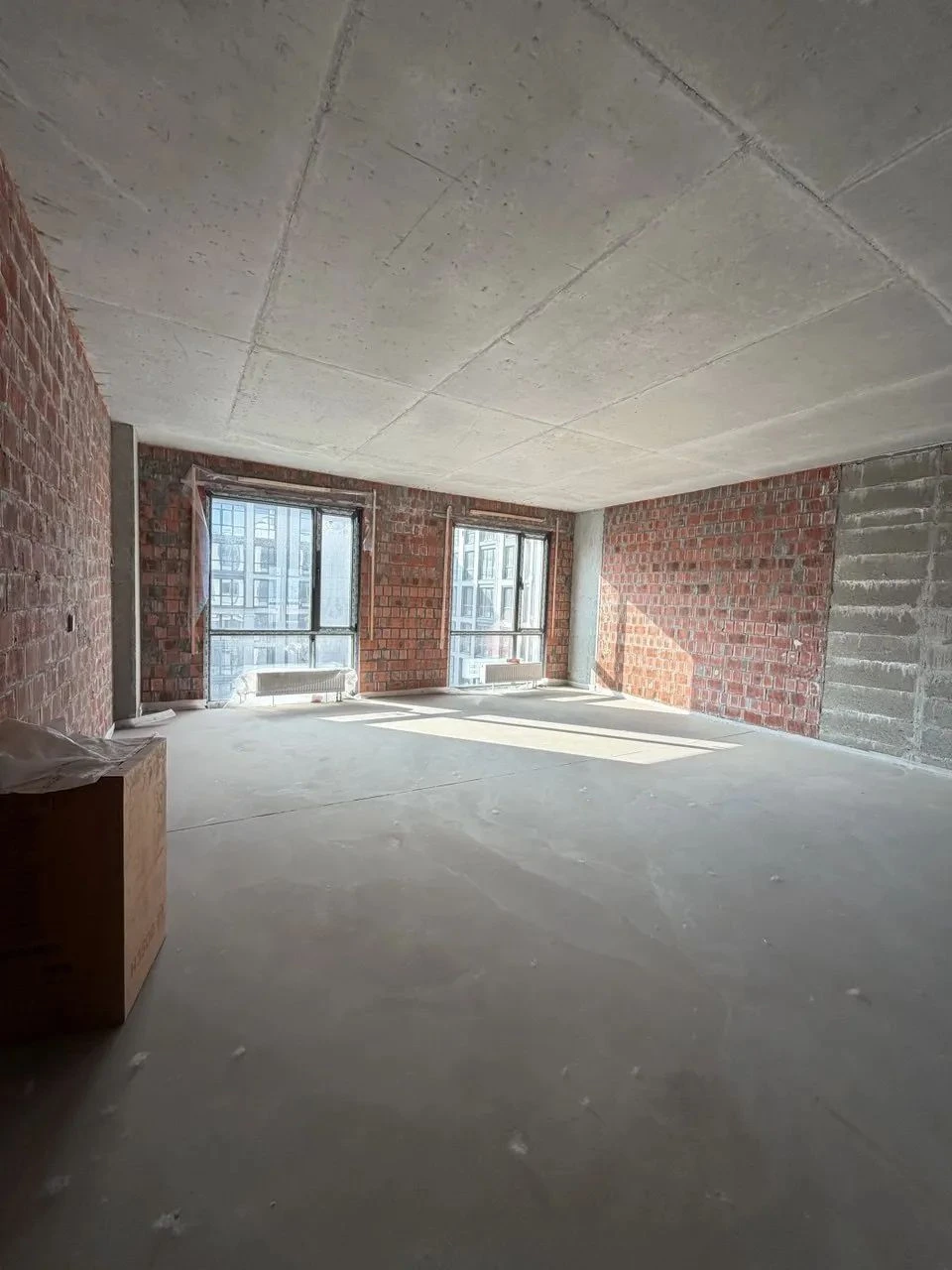 For Sale: 3-bedroom apartment, Center, Geneva Residence