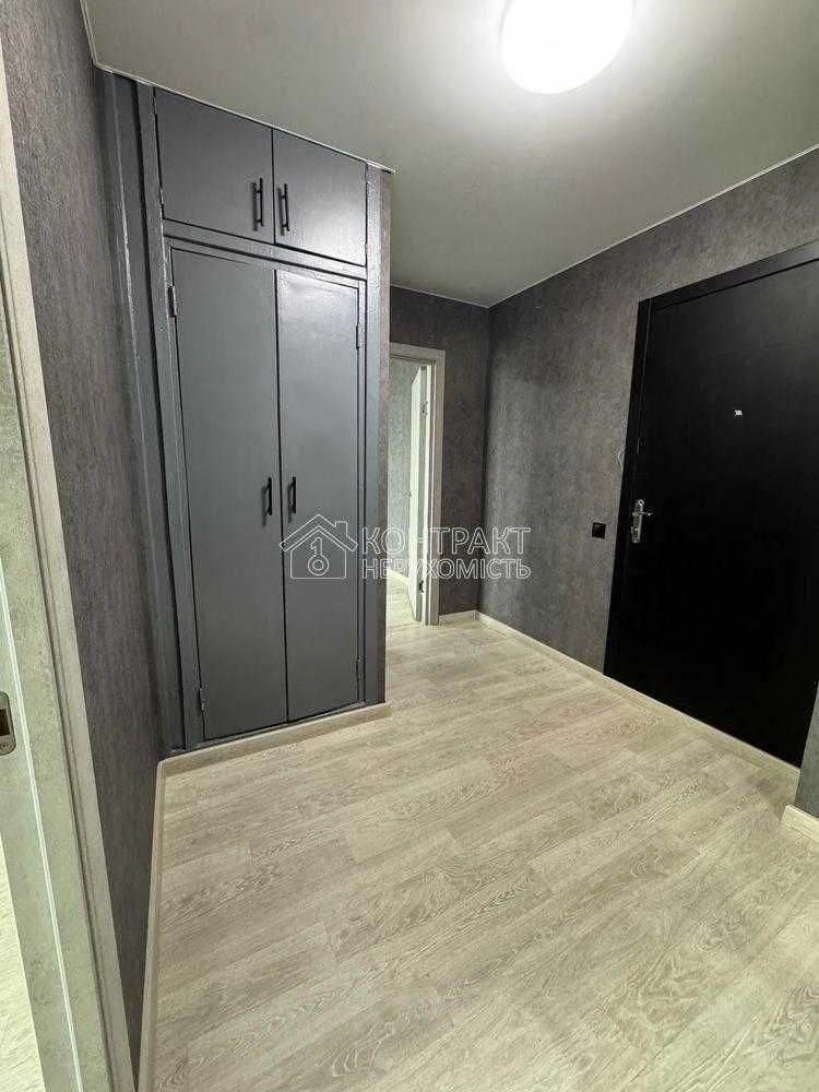 Sale of a 2-room apartment with fresh capital renovation near the metro