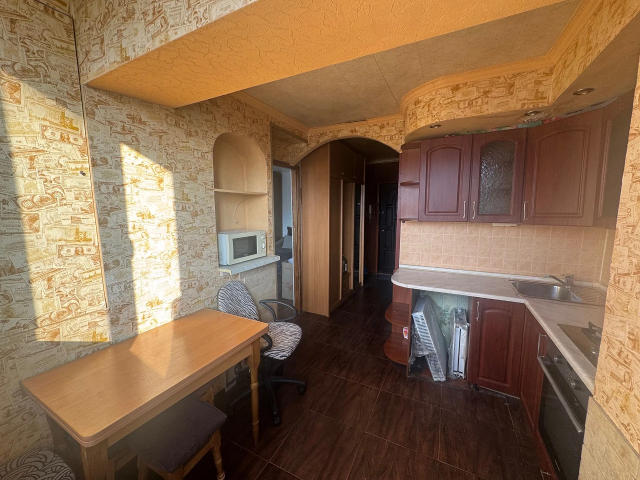 Продаж 1к з ремонтом Симиренка 22 Борщагівка. Є газ!