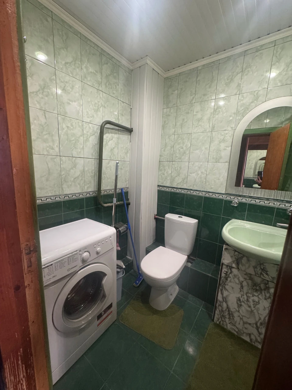 Продаж 1к з ремонтом Симиренка 22 Борщагівка. Є газ!