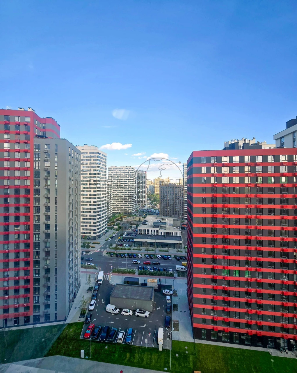 Продаж 1к. квартири ЖК Варшавський 3, вул. О. Олеся, 23А, бу