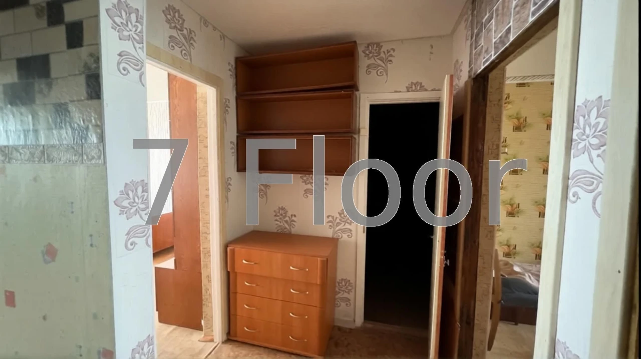 Three-room apartment on Akademika Koroleva Prospect, Novobychi