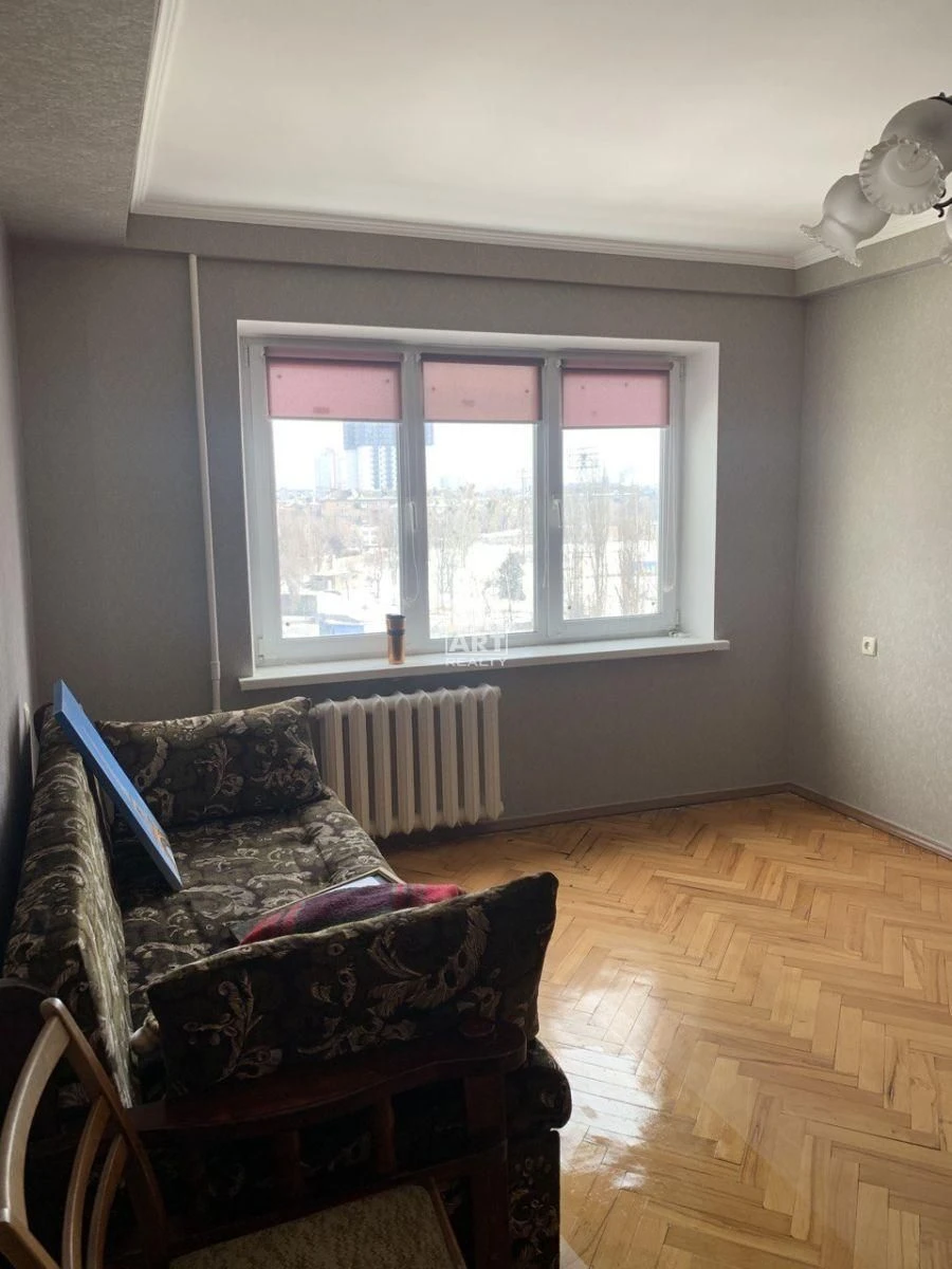 Продам 2-к квартиру 46м2. вул. Привокзальна, 8. 40000 $