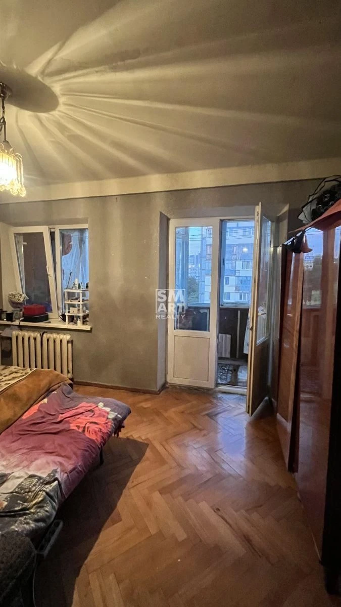 Продам 2-к квартиру 46м2. вул. Привокзальна, 8. 40000 $