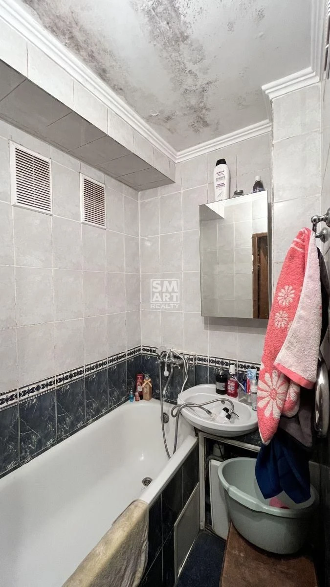 Продам 2-к квартиру 46м2. вул. Привокзальна, 8. 40000 $