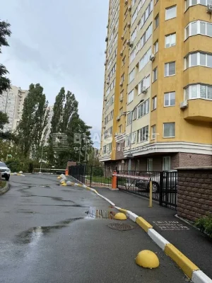2к(Роздільні).Метро Вокзальна.Шаповала, 20, Solo Park.Соломя