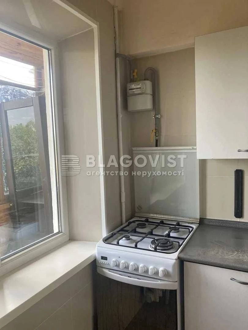Продаж 1кімн вул.Ольжича ,18а Шевченківський р-н метро Дорог