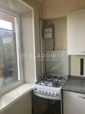 Продаж 1кімн вул.Ольжича ,18а Шевченківський р-н метро Дорог