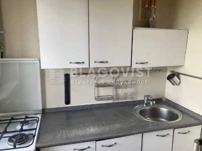 Продаж 1кімн вул.Ольжича ,18а Шевченківський р-н метро Дорог