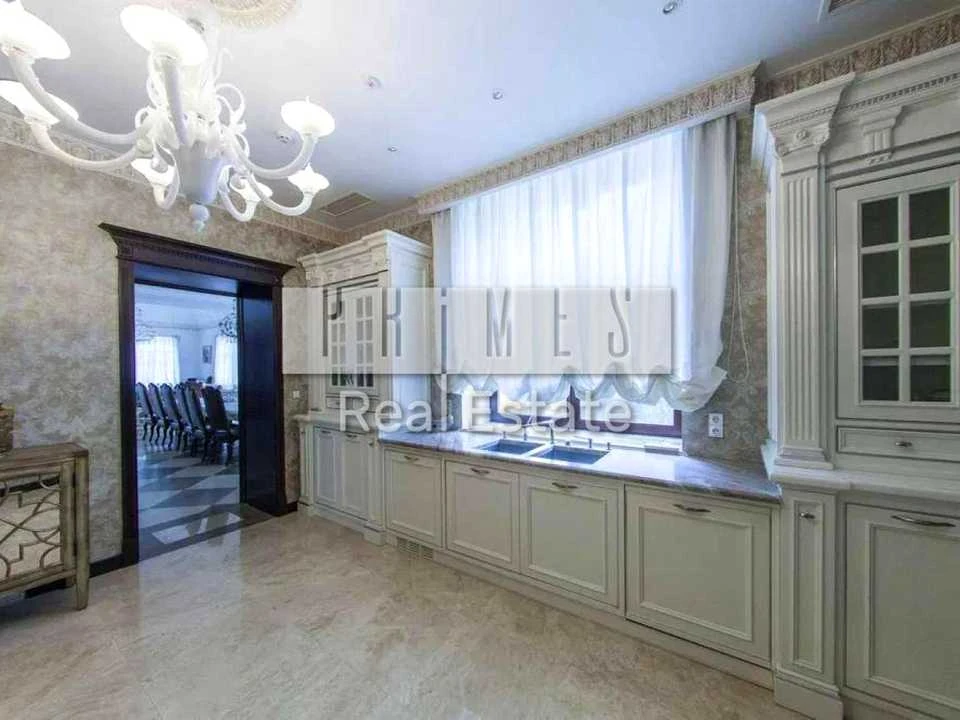 Будинок. Київ, Звіринецька вул.
