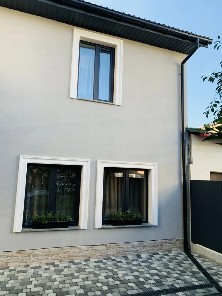 Property: House in Rogatka Area