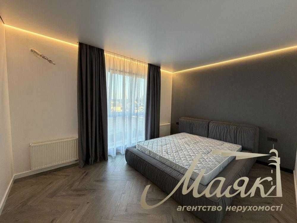 Продаж будинку 130 м² з басейном та сонячною станцією біля O
