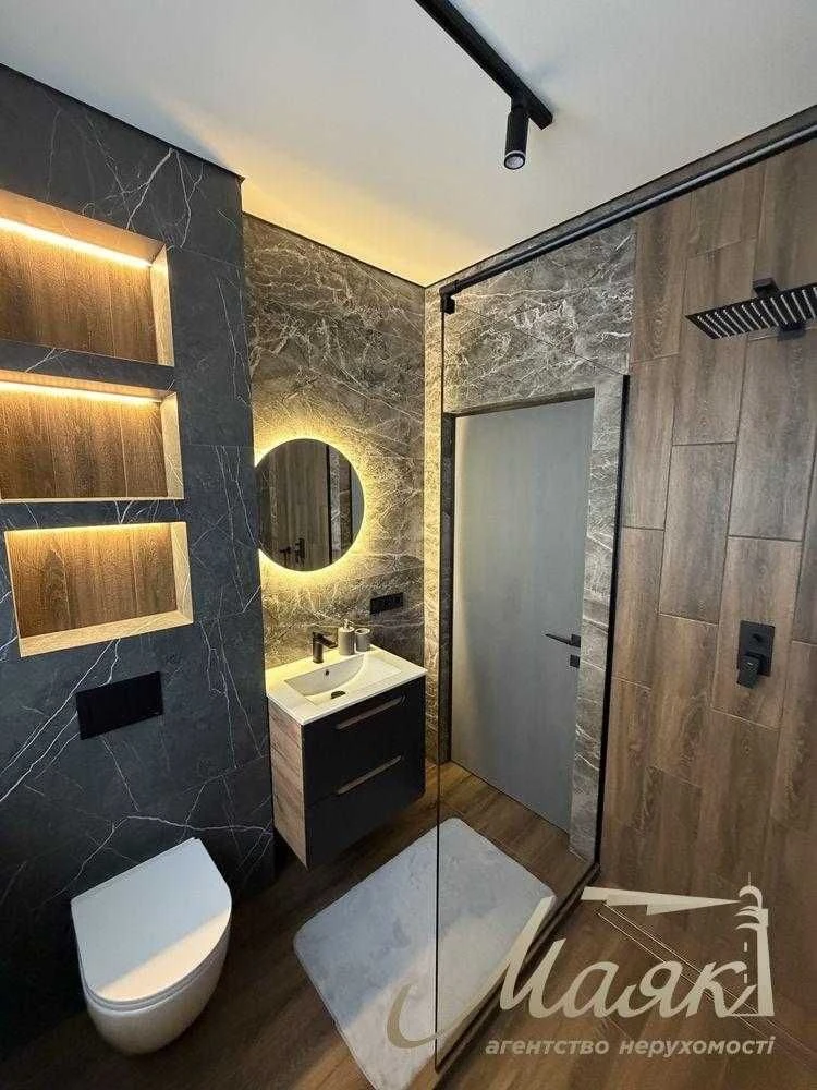 Продаж будинку 130 м² з басейном та сонячною станцією біля O