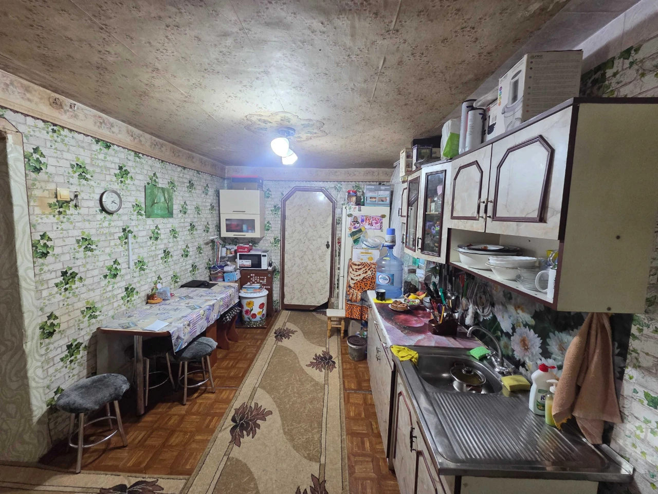 Продається ЖМ Клочко на ділянці: житловий будинок та літня кухня
