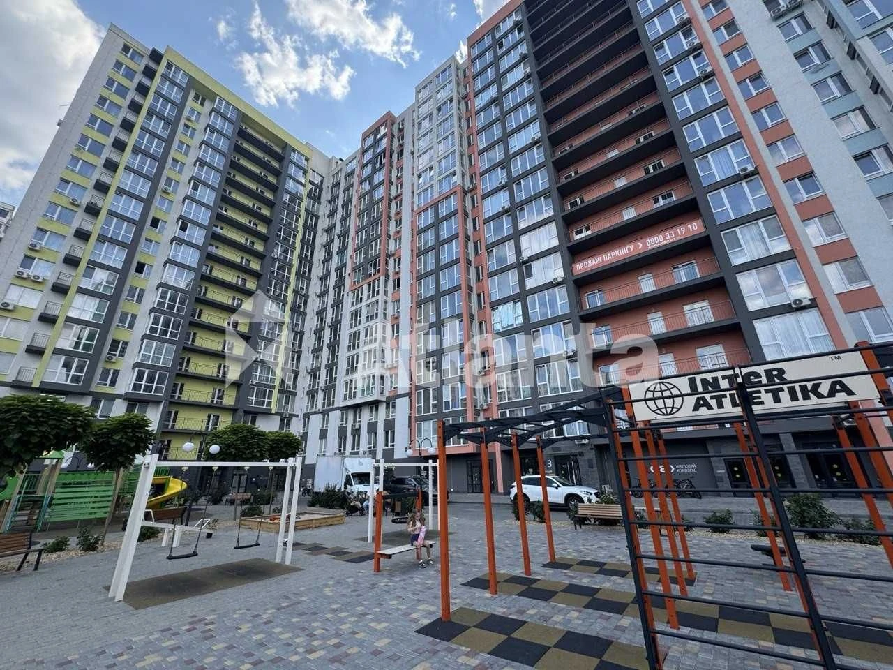 2-bedroom apartment in Akvarel 8 residential complex, William Street