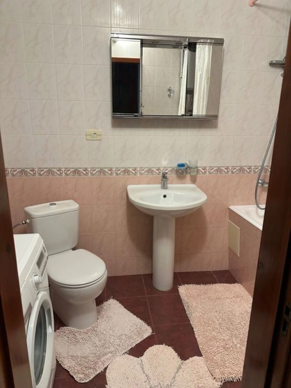 3-кімнатна квартира Таїрова, газ, цегла, 7 поверх, ремонт, м