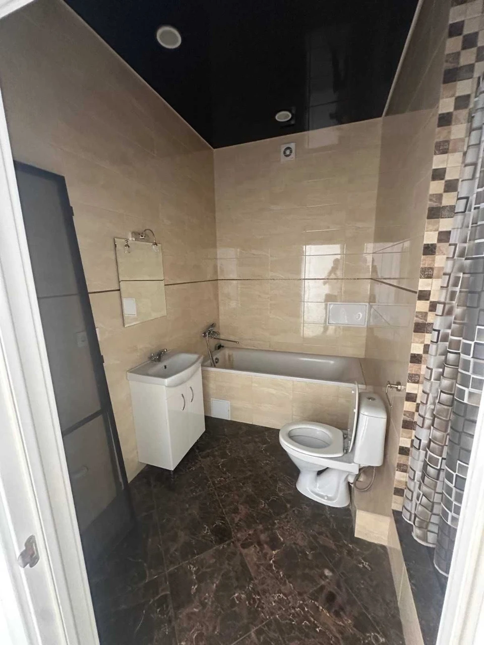 Urgent Sale! 3-4 Room Apartment in Exclusive "Author's Quarter" Residence