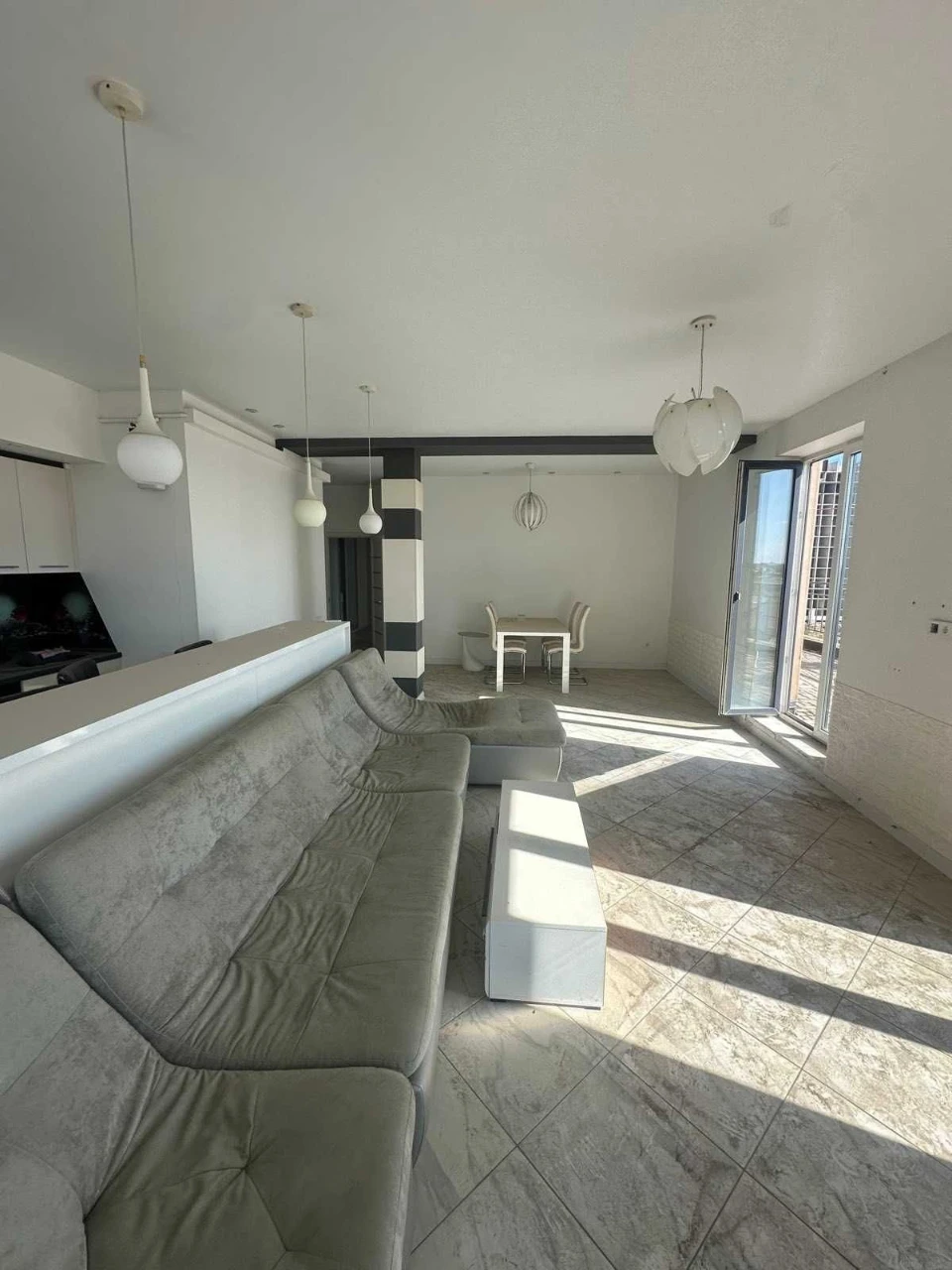 Urgent Sale! 3-4 Room Apartment in Exclusive "Author's Quarter" Residence