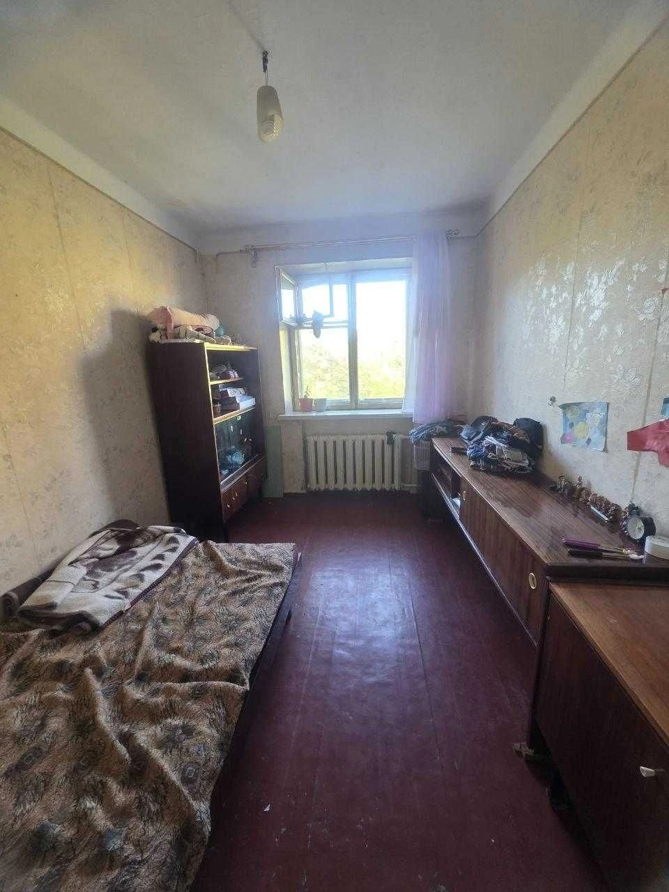 Продається 3-кімнатна квартира на Черемушках — вул. Рабіна.