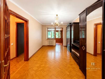 Квартира. Одеса, вулиця Академіка Філатова