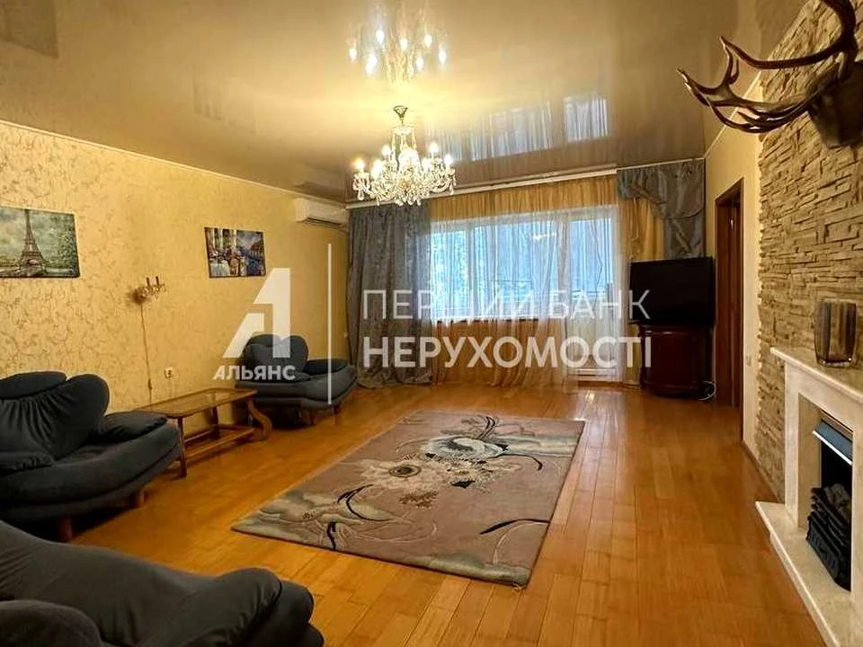 Квартира. Одеса, вулиця Незалежності.