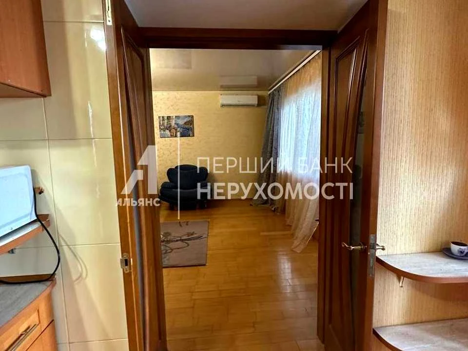 Квартира. Одеса, вулиця Незалежності.