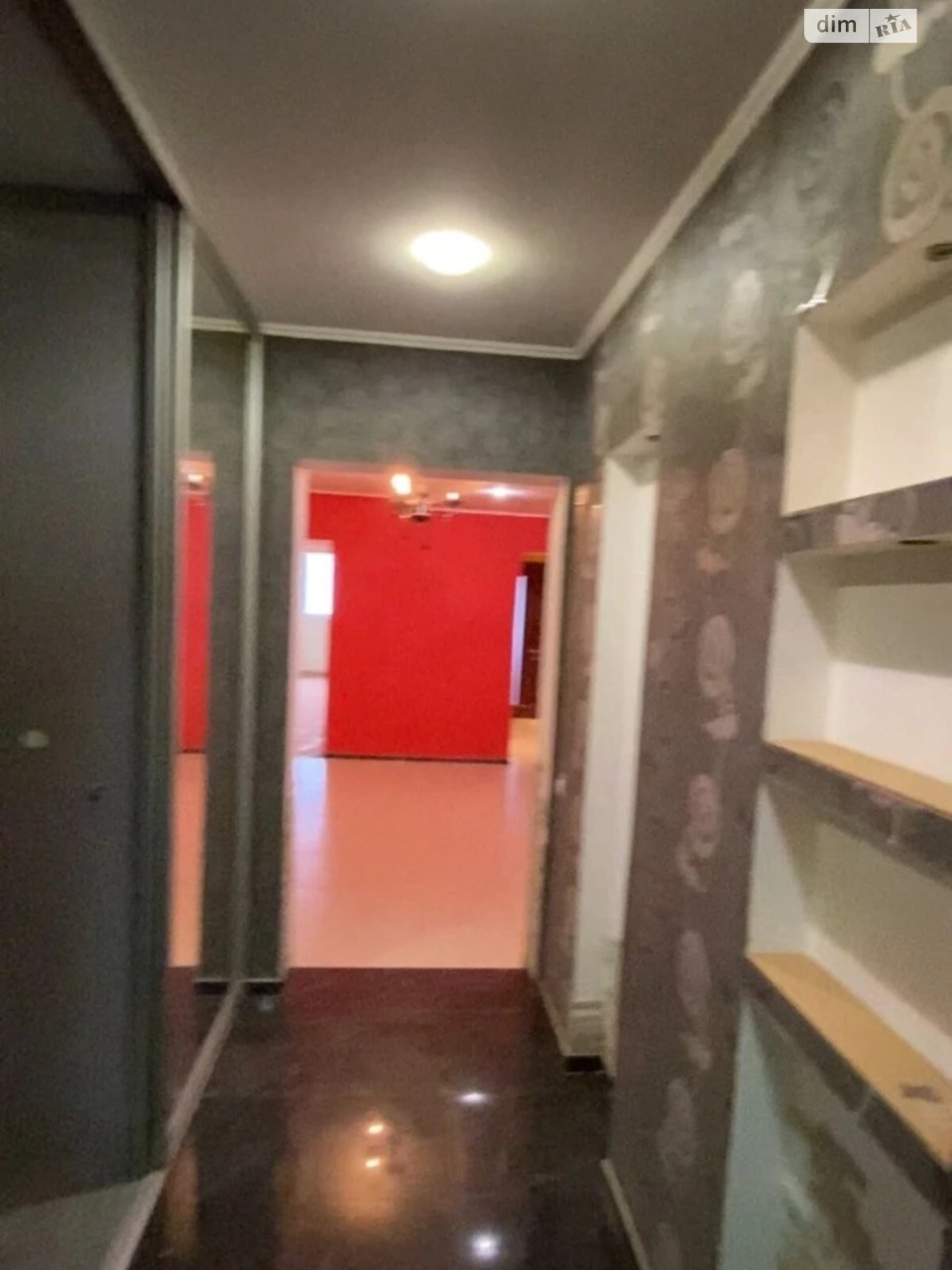 Продається квартира в Хаджибейському