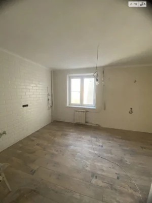 Продається квартира в Хаджибейському