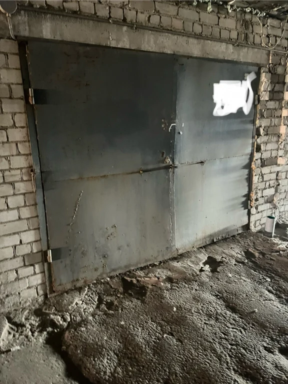 Гараж,паркінг для авто