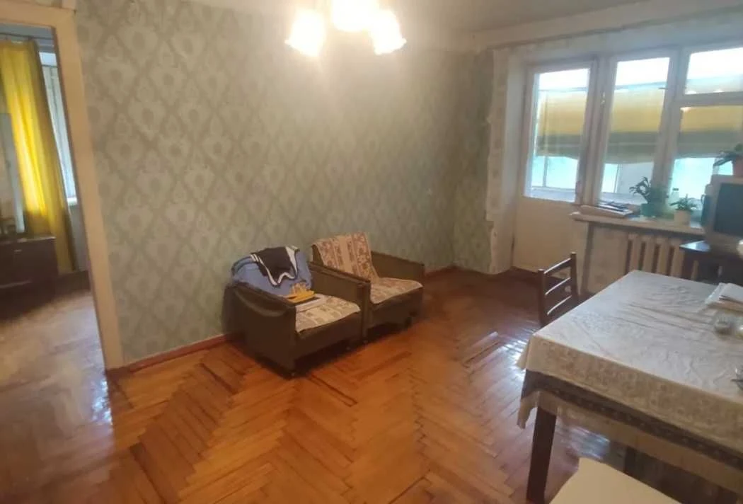 Продається 2-кімнатна квартира на вул. Вроцлавська, Заводський район