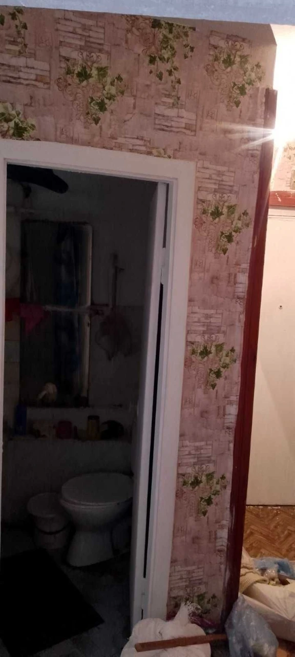 Продається квартира 1-кімнатна, Центр Заводського, поруч магазини, школи