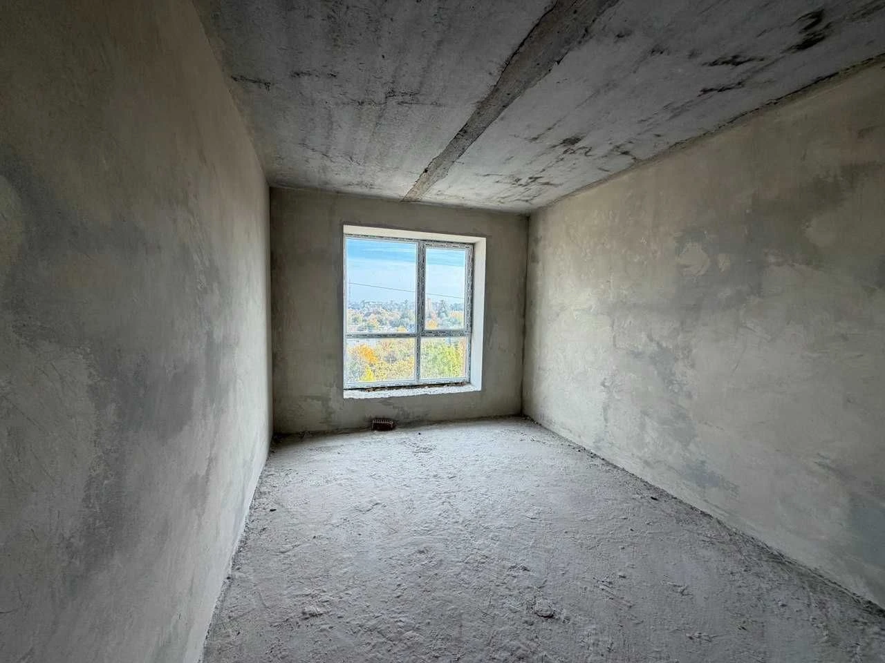 Продаж видової 1-кім квартири