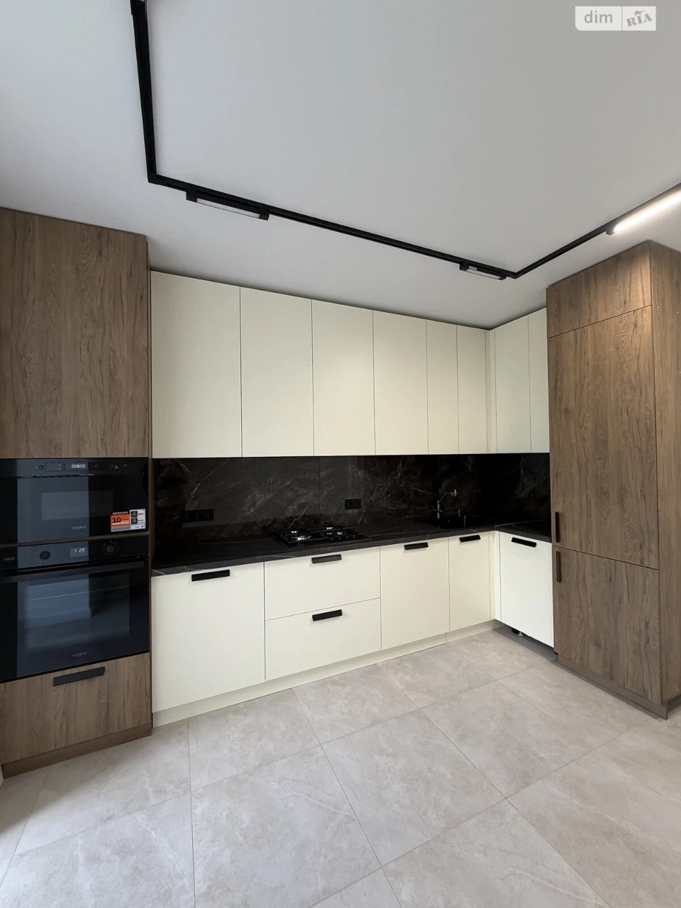 Apartment for Sale - Exhibition