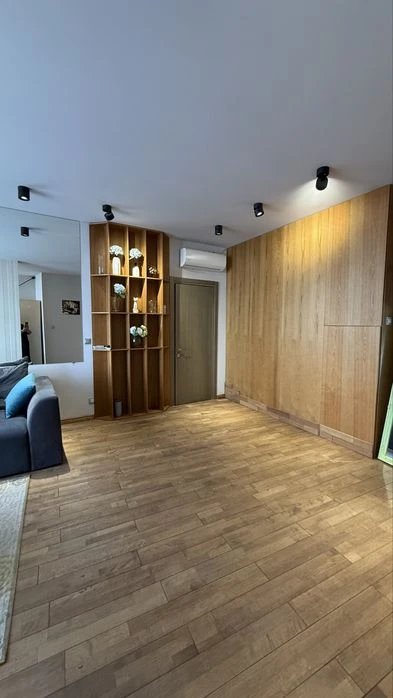 Каманина срочная продажа продам видовую 2к квартиру с ремон