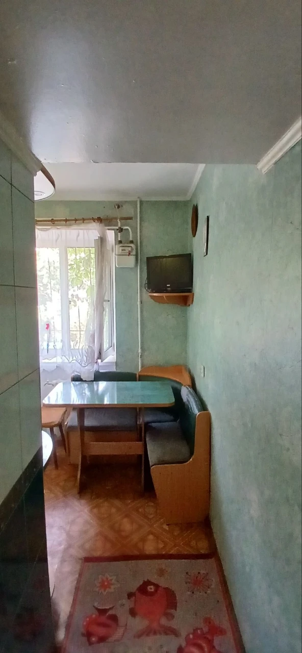 Selling 2-room apartment on Vodoprovidna