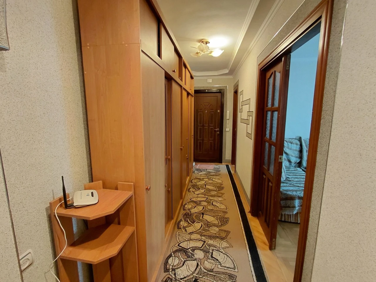 Apartment for sale: Spacious 3-room apartment, 66.6 sq.m. on A. Monastyrsky Street
