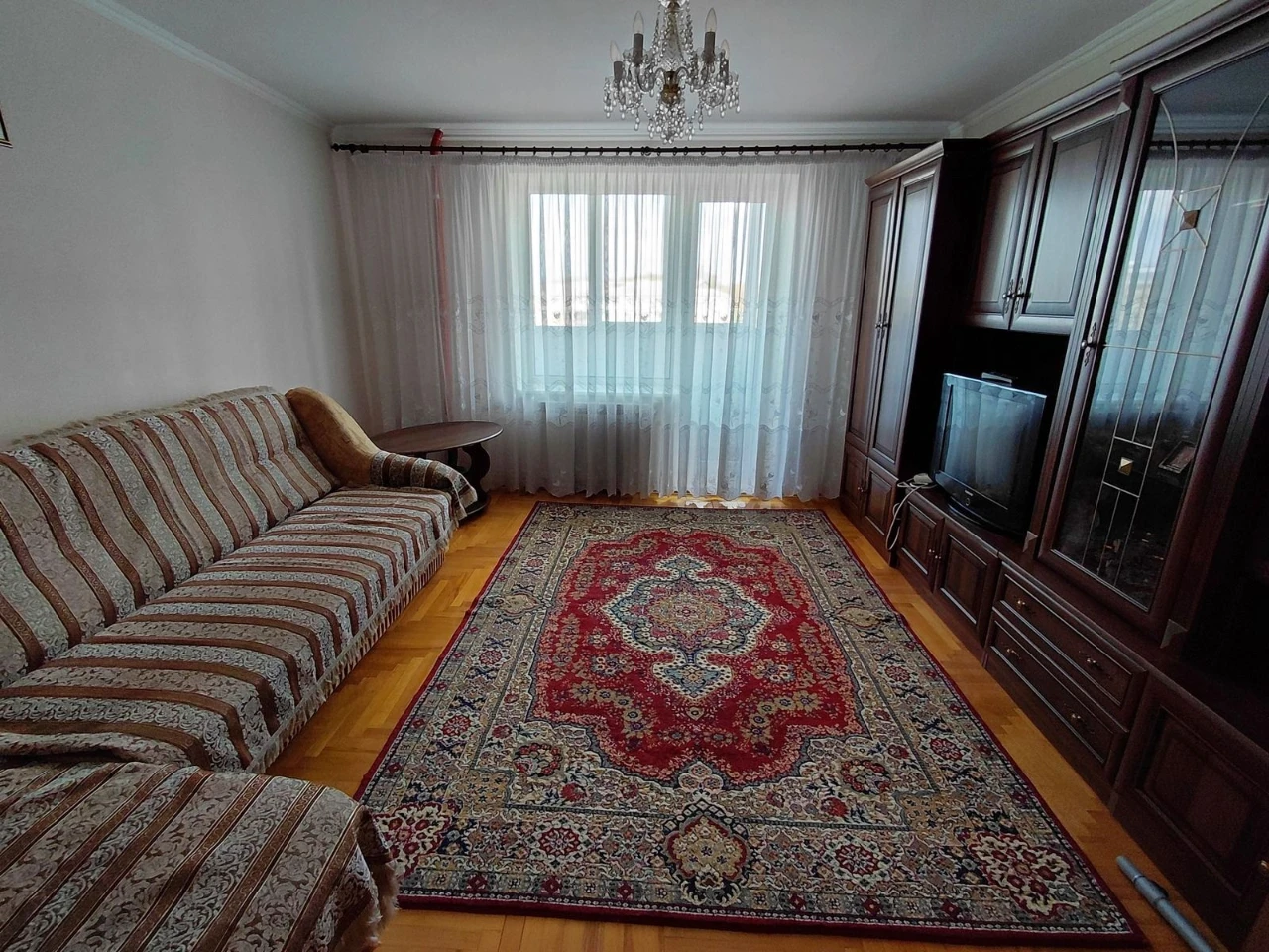 Apartment for sale: Spacious 3-room apartment, 66.6 sq.m. on A. Monastyrsky Street