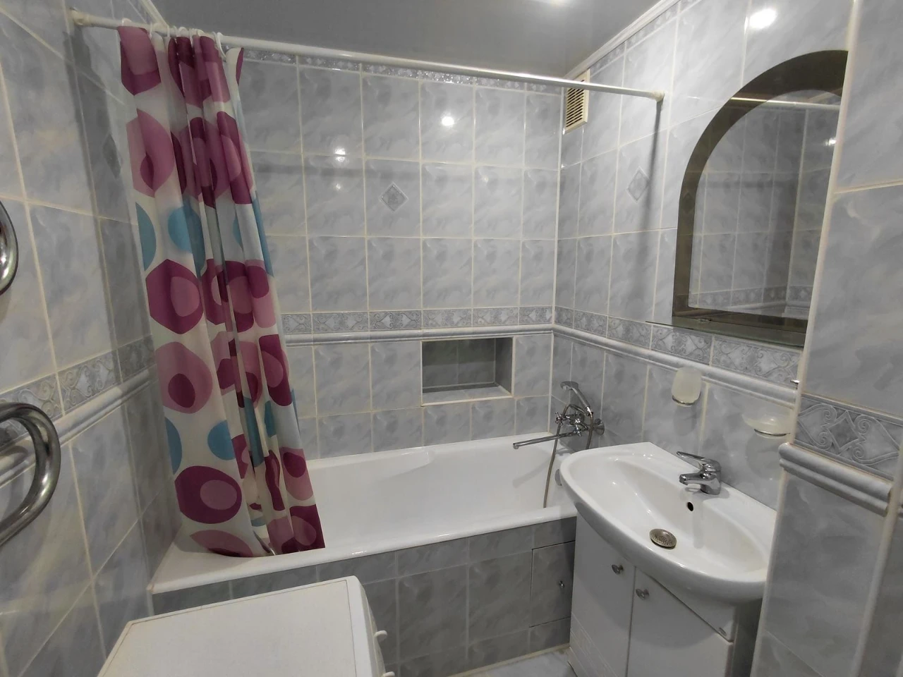 Apartment for sale: Spacious 3-room apartment, 66.6 sq.m. on A. Monastyrsky Street