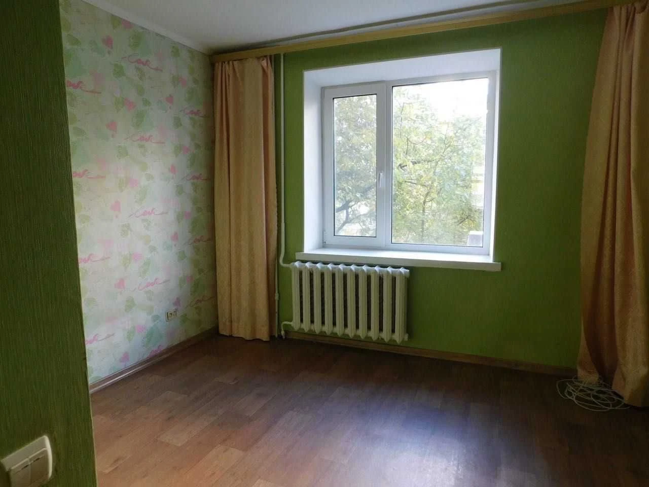 Продаж 3-кімнатної квартири, проспект Миру, район ЗАЗ