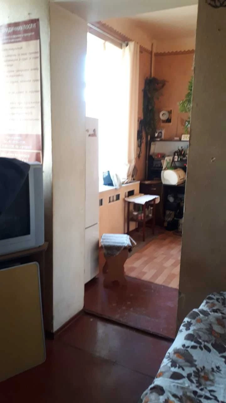 For Sale: 2-bedroom apartment in the center on Shulginikh Street (2nd floor)
